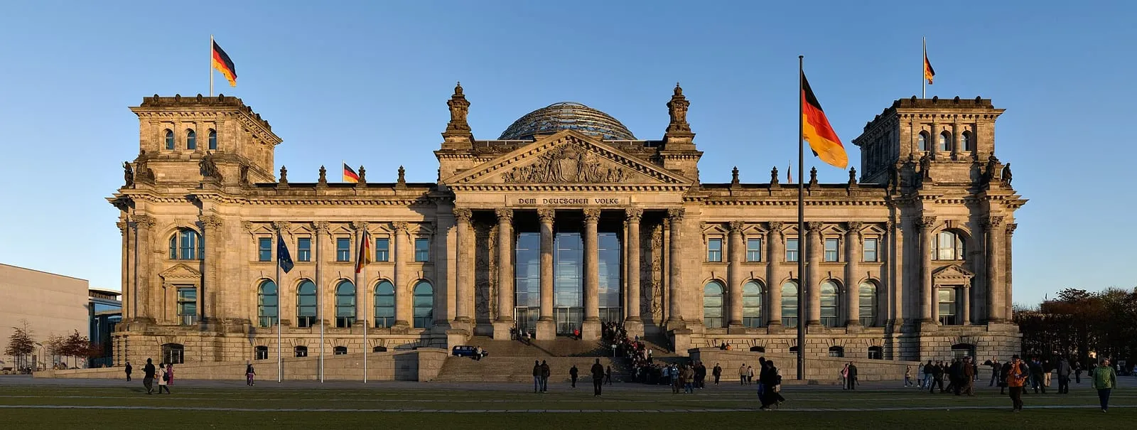 The glass dome of the Reichstag with its spiralling internal ramp rising above the roof terrace